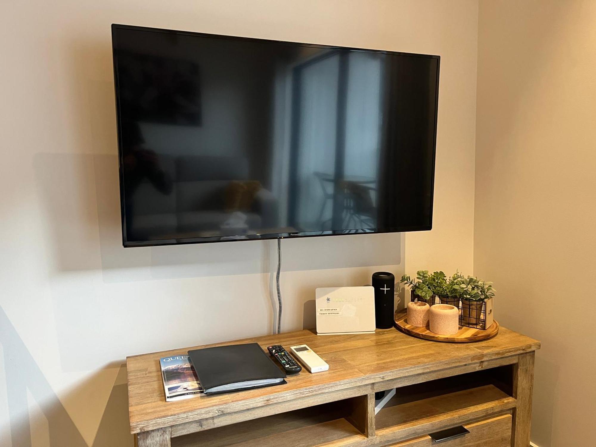 Queenstown Central - Walk To Town - Free Parking - Wifi And Smart Tv - Gym 외부 사진